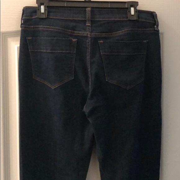 Jeans - Picture 3 of 5